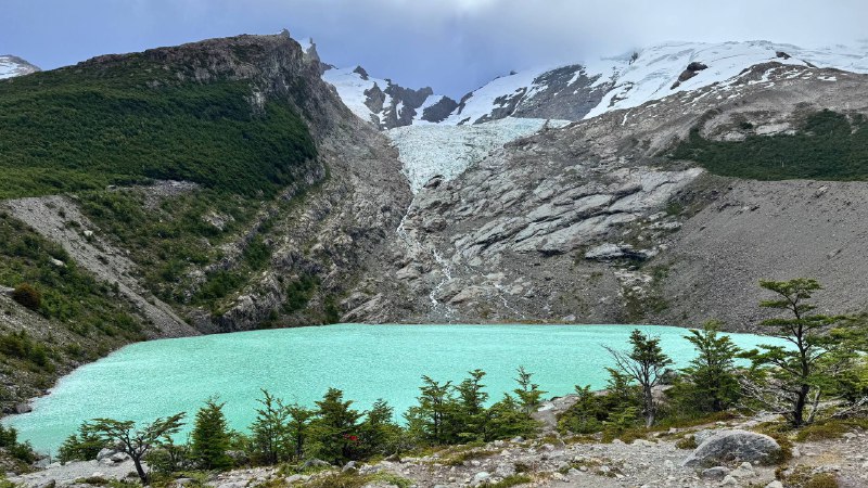 Лагуна ледника Уэмуль